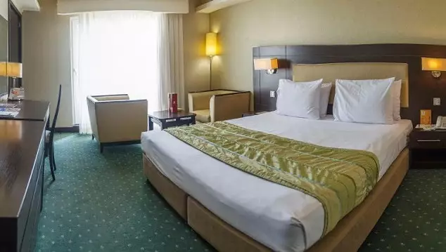 Alibaba https://cdn.alibaba.ir/ostorage/hotel-accommodation-images/687e217da1e6f83605b73e68_سوئیت دو نفره جونیور.webp